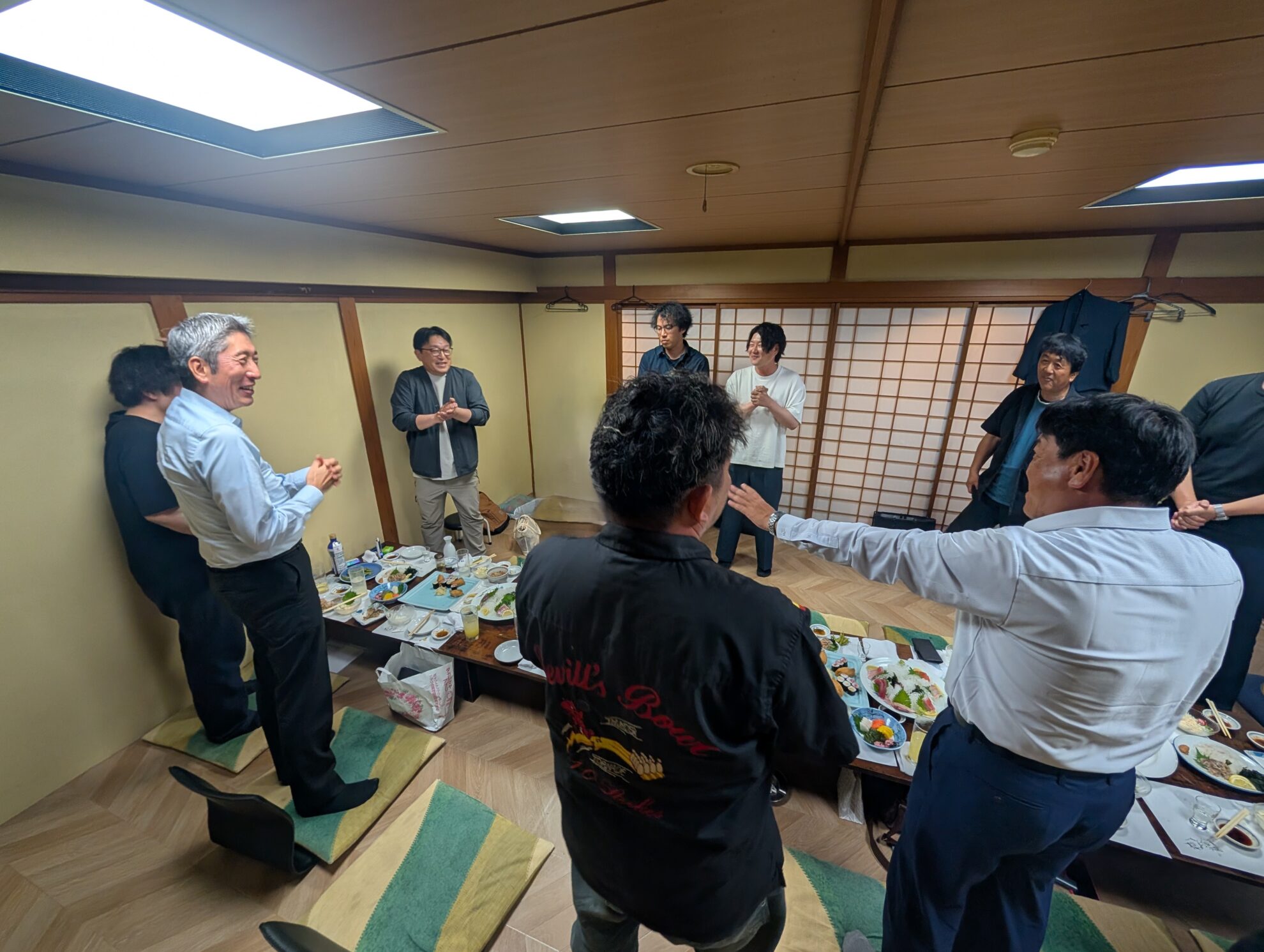歓送迎会を開催しました！